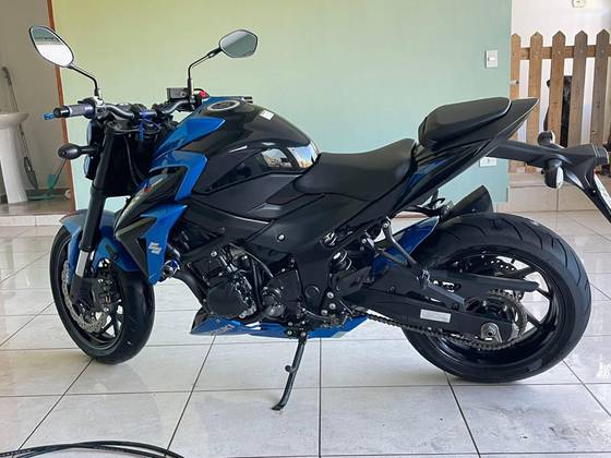 SUZUKI GSX-S750A SUZUKI GSX-S750A